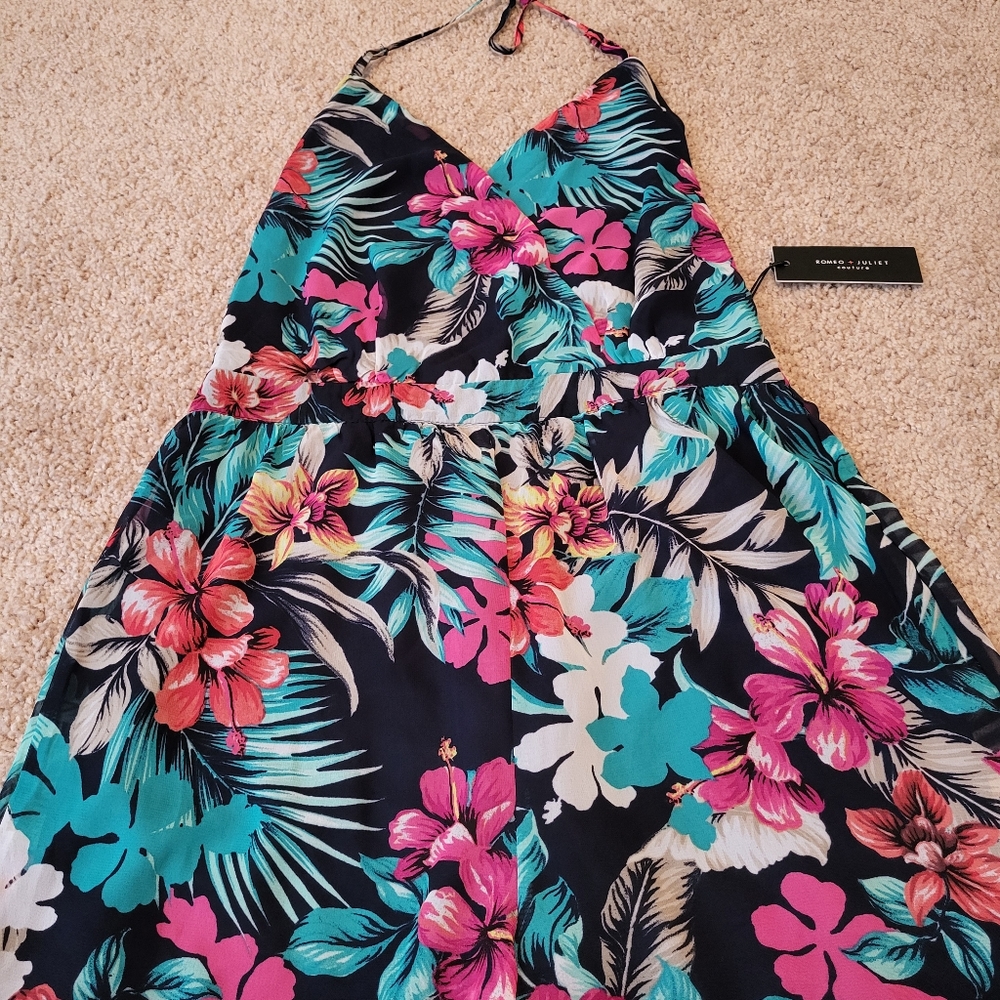 New Romeo and juliet couture floral romper sz m